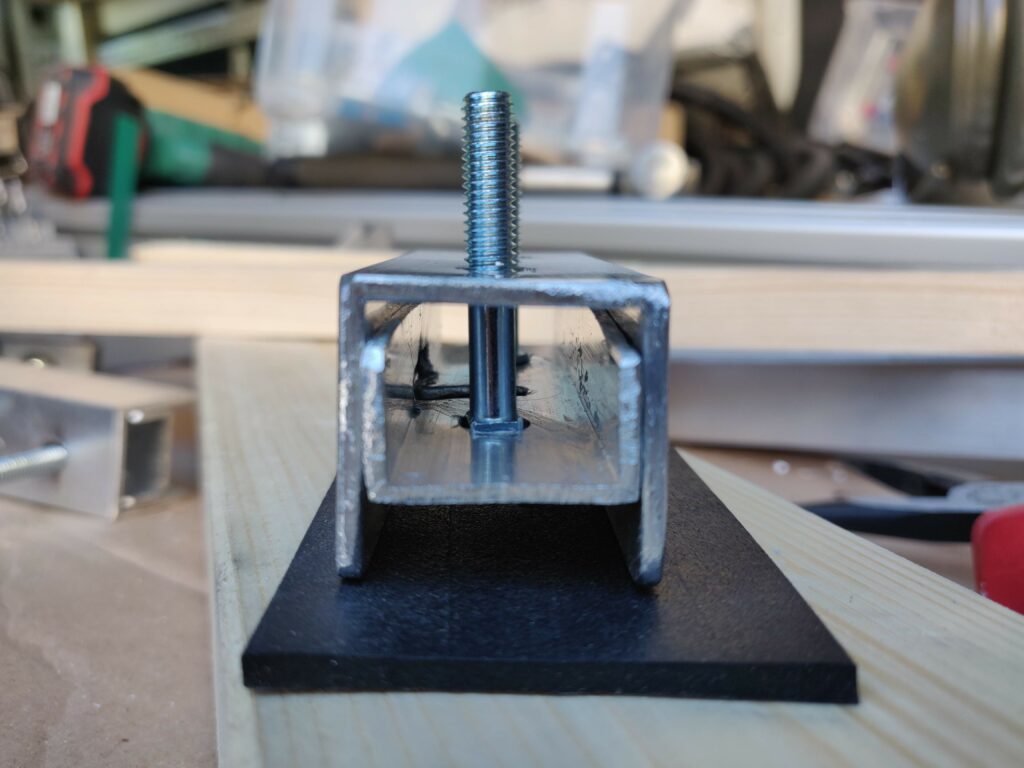 Assembled mounting bracket